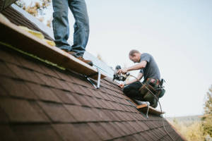 Local Roofers in Clay Center, OH